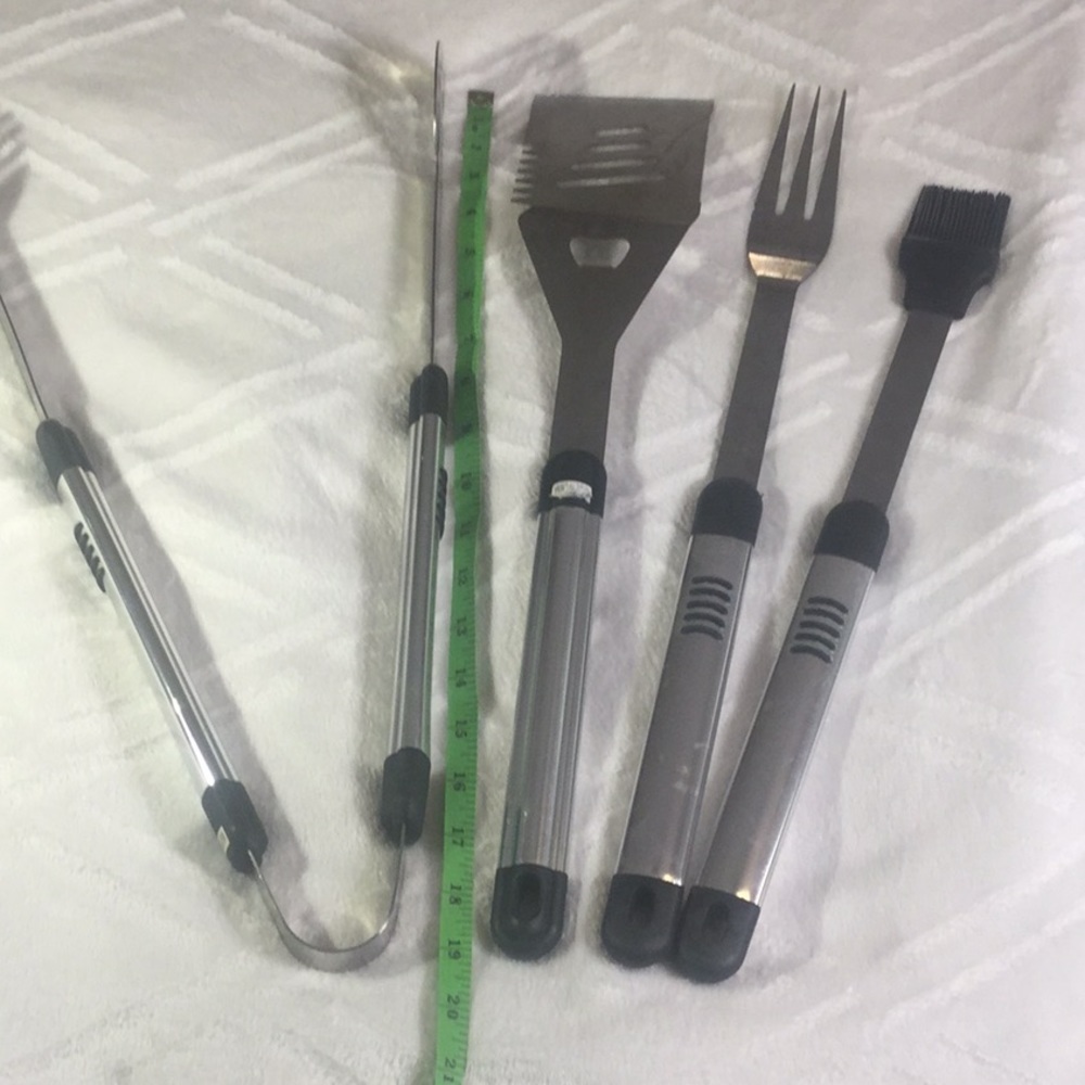 🆕 4 Pc Stainless Steel Grill Tool Set - Picture 2 of 5